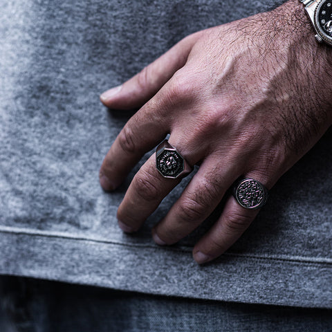 hexagon-lion-head--signet-ring-in-stainless-steel-by-seven50-x-mens-fashion-jewelry